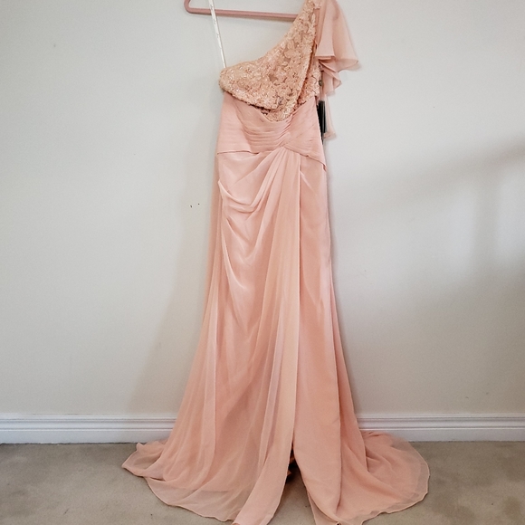 Size 8 (L) 100% silk light pink dress from Aolisha - Picture 1 of 9